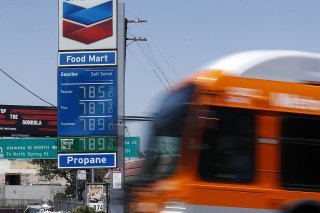 Chevron va racheter son compatriote Hess, producteur de gaz et de pétrole, pour 53 milliards de dollars dans un contexte particulièrement propice aux acquisitions dans ce secteur. (archives) KEYSTONE/EPA/CAROLINE BREHMAN